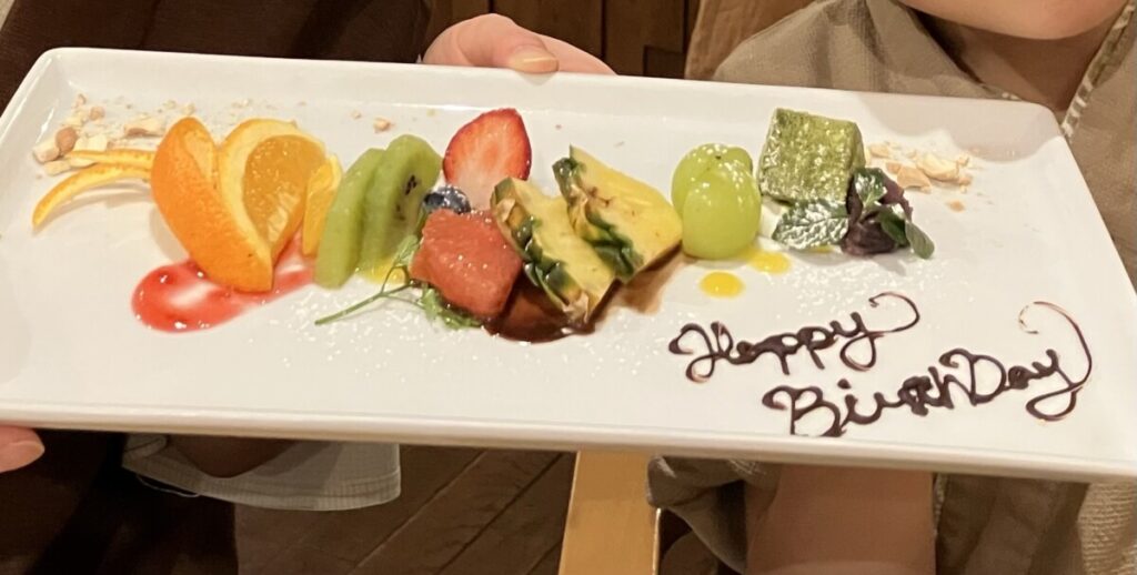 誕生日プレートのメディア