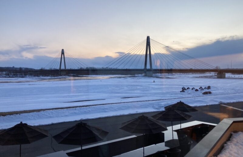 第一ホテルから見える橋の情景のイメージ