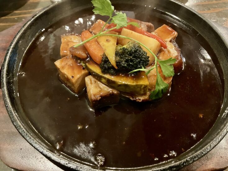 すぎもとキッチン角切りトンテキのイメージ