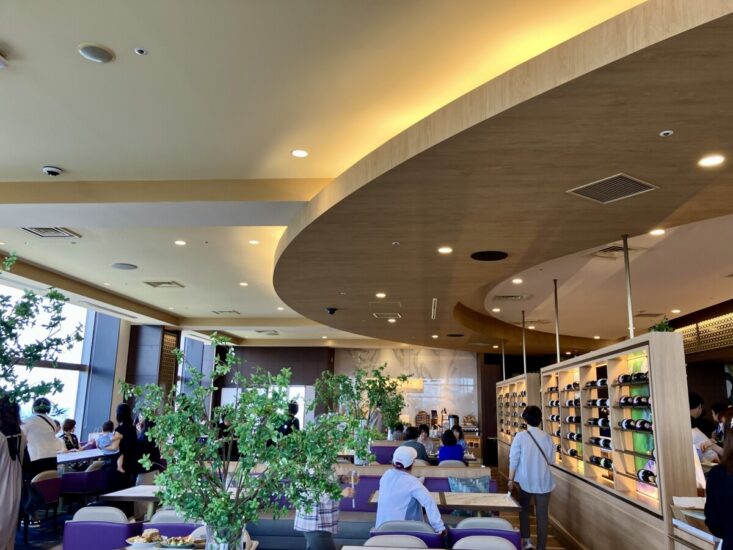 SKY J 店内の雰囲気